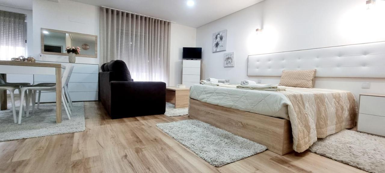 Imperial Apartment 1, 2 E 3 Braga Kültér fotó