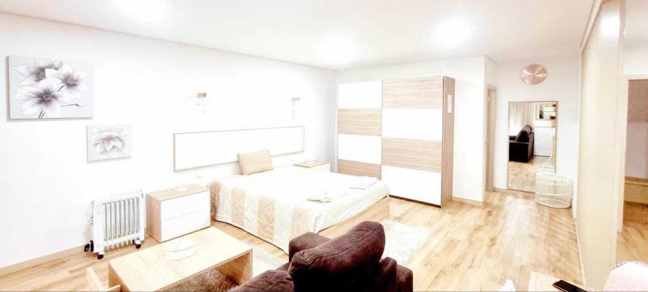 Imperial Apartment 1, 2 E 3 Braga Kültér fotó